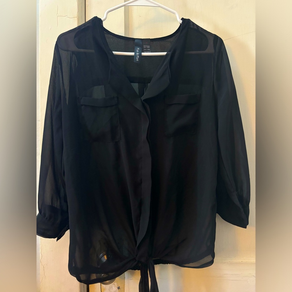 Black long sleeve blouse polyester Fun & Flirt brand size Medium